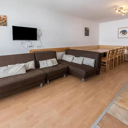 Apartament - Cc1 *